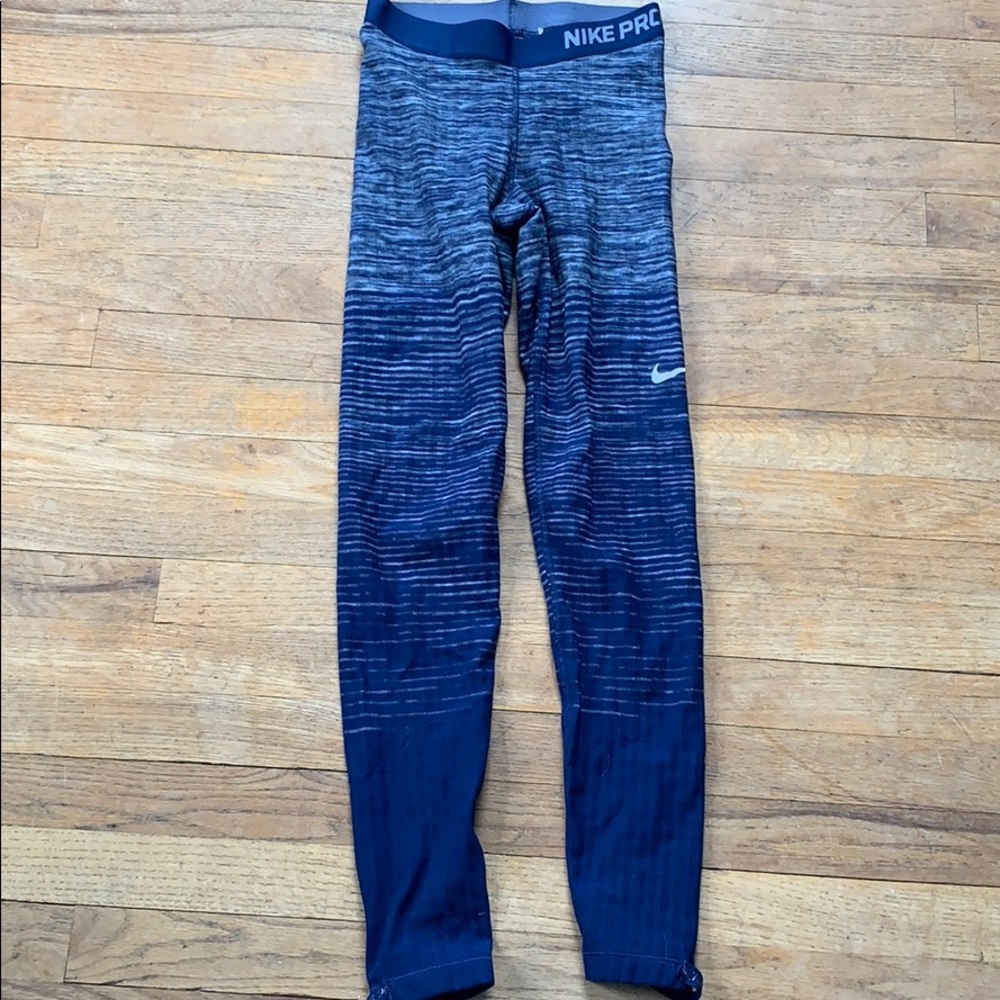 Nike leggings